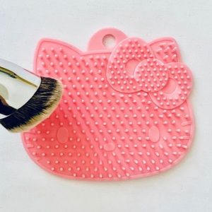 Hello Kitty pink makeup brush cleaner